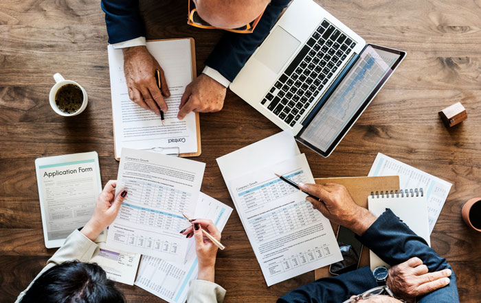 Cómo comprobar la propiedad de una empresa en EEUU en 2025