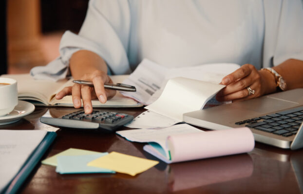 10 deducciones de impuestos esenciales para negocios en EEUU